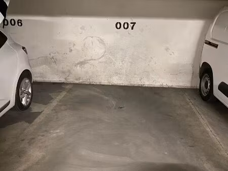 vente garage bondy (93140)