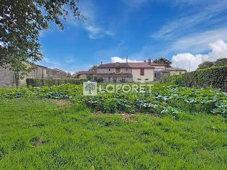 vente maison à clessé (79350) : à vendre / 102m² clessé
