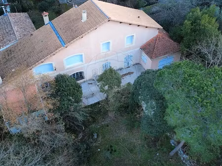 vente locaux professionnels 6 pièces 250 m² à nimes (30000)  422 000 €