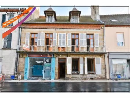 vente immeuble 11 pièces 233 m² à moulins (03000)  223 000 €