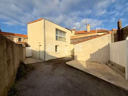 location appartement 4 pièces à saint-laurent-des-autels (49270) : à louer 4 pièces / 97m²