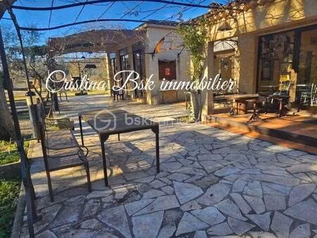 local commercial à vendre