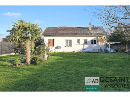 maison indépendante 64m2 2 chambres terrain 1 049m2