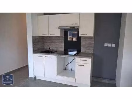 location appartement 2 pièces à honfleur (14600) : à louer 2 pièces / 44m² honfleur