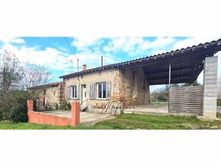 ferme à rénover de 126 m2  5 chambres 31290 saint germier. proche de villefranche de laura