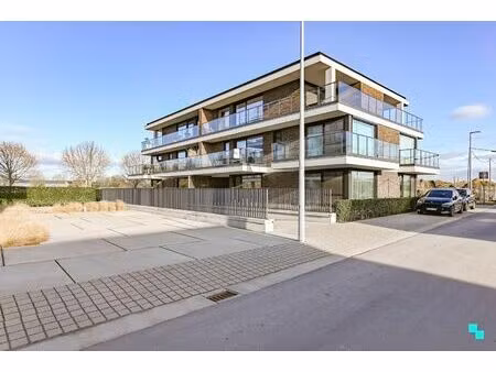 energiezuinig éénslaapkamerappartement aan kanaal roeselare-leie