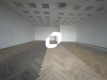 location commerce chambourcy 78240