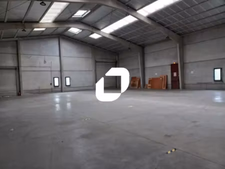 a louer  locaux d'activites - haute borne