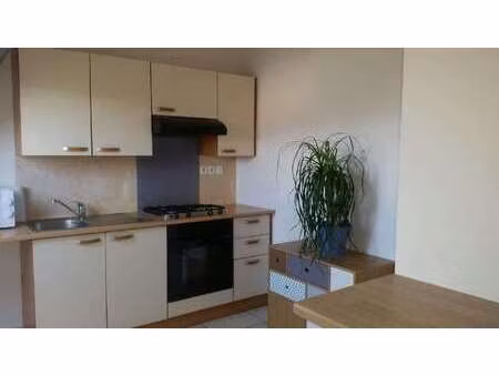 location appartement 4 pièces à pleurtuit (35730) : à louer 4 pièces / 85m² pleurtuit