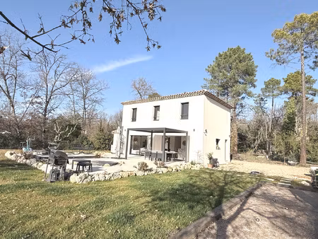 callian villa récente 130m2 env terrain 1260m2 garage piscin