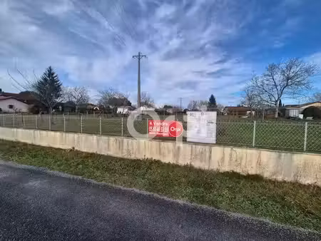 vente terrain 1000 m² à saint-leon-sur-l'isle (24110)  29 800 €