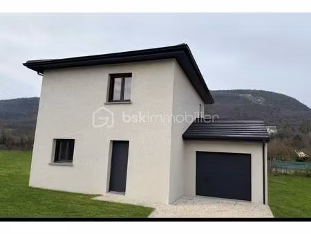 maison de 84 m² à peyrieu