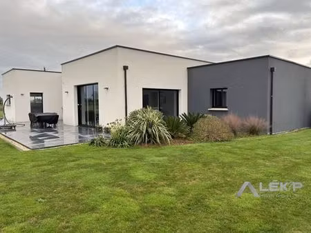 maison de luxe de 5 pièces en vente à saint-vincent-sur-oust  france