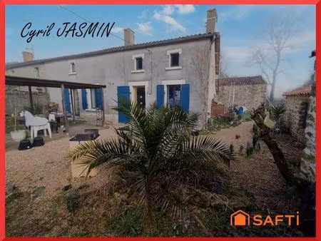 maison de campagne au calme  avec terrain arboré  dépendances et beau potentiel d’aménagem