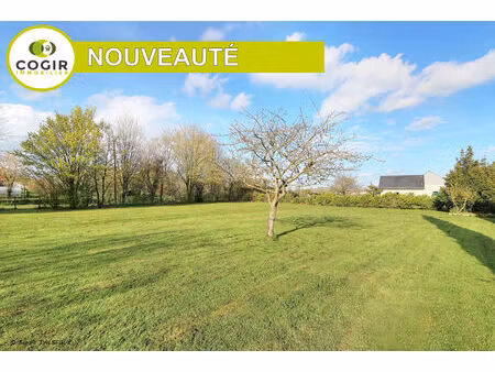 terrain bourgbarre 700 m2