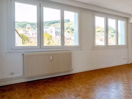 location appartement 4 pièces 70 m² à tarare (69170)  750 €