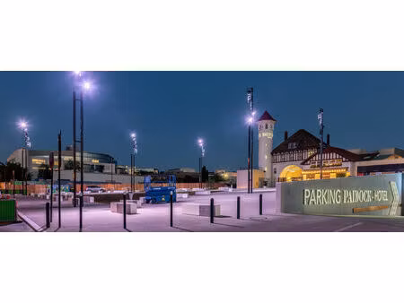 locaux commerciaux au coeur du centre commercial "paddock" (romainville)