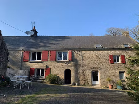 morbihan  melrand  propriété du xviie siècle  deux acres  dépendances