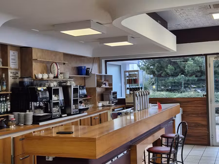 vente des murs commerciaux (emplacement de choix)