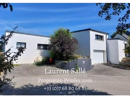 maison de 7 pièces de luxe en vente à ambon  france