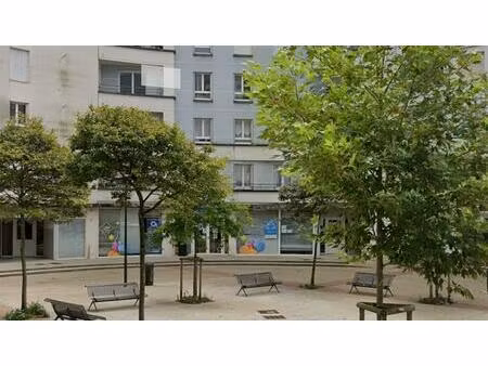 location bureau brest 122 m²