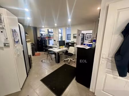 a vendre - entrepôt avec bureaux de 351 m²