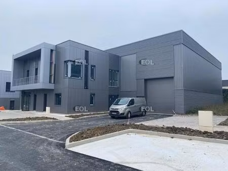 bâtiment d'activité avec bureaux de 699 m² à louer à courtry (77)