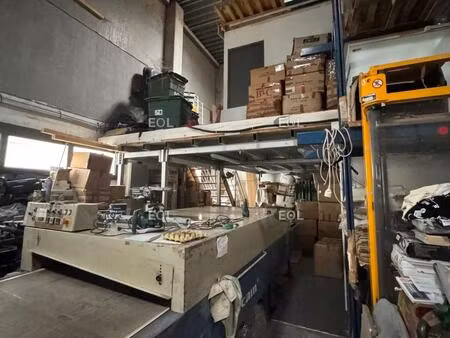 bussy-saint-georges (77) - a vendre - local d'activité avec bureaux de 393 m²