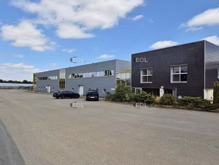 a vendre entrepot-bureaux