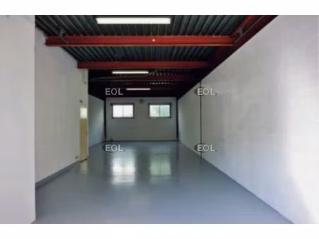 local d'activités & bureaux à louer d'environ 160 m² à lisses (91)