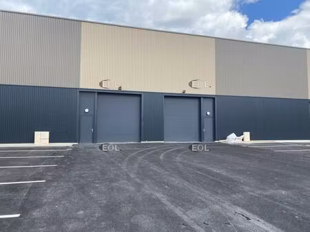 a louer  local d'activité neuf de 374 m²