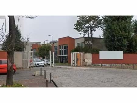 a louer - bureaux de 200 m² à 900 m²
