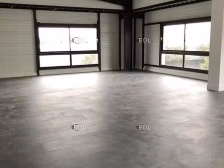 a louer - local d'activité neuf de 226 m²