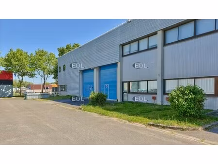 a louer - local d'activité de 827 m² à collégien (77)