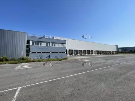 a louer en exclusivité - messagerie de 7 986 m² à st-ouen-l'aumône (95)