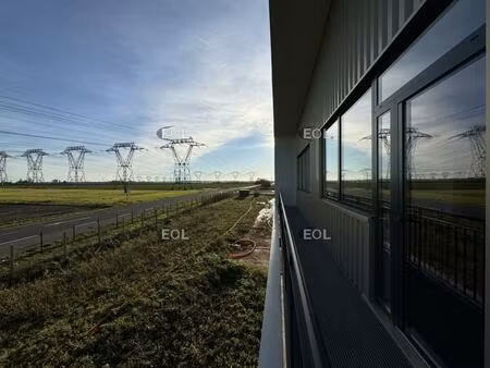 a louer - bâtiment de 2 465 m² divisible à partir de 493 m²