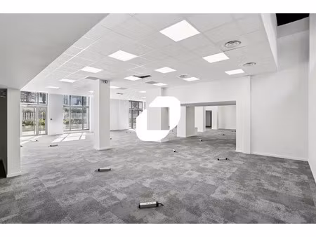 a louer  plateau rénové