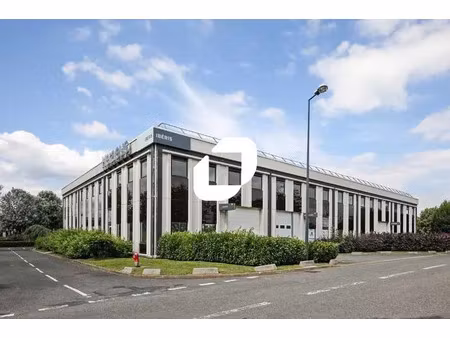 surfaces de bureaux avec services de qualités