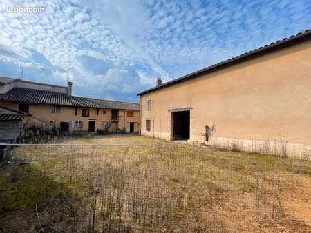 maison de 6 pièces 343 m2