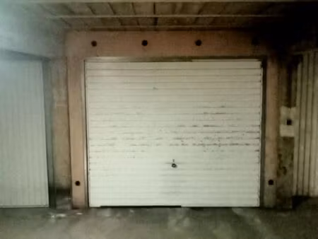 garage/box