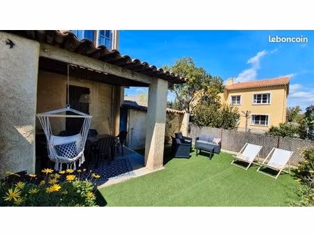 joli t1bis proche mer +jardin+parking