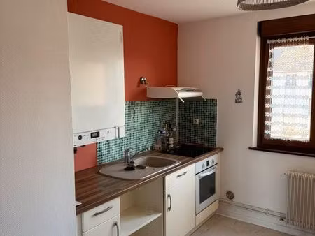 loue superbe t2 rénové au centre ville