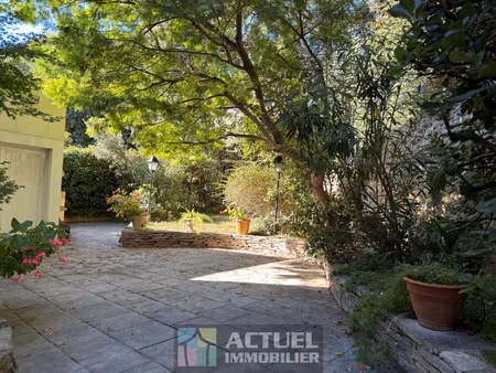 belle maison sur quartier des beaux-arts