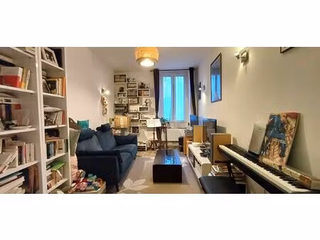 nouvelle coulée verte (av galliéni) - 2p de 51 m² - 2e étage sans ascenseur.