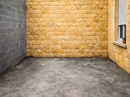 place de parking quartier ornano