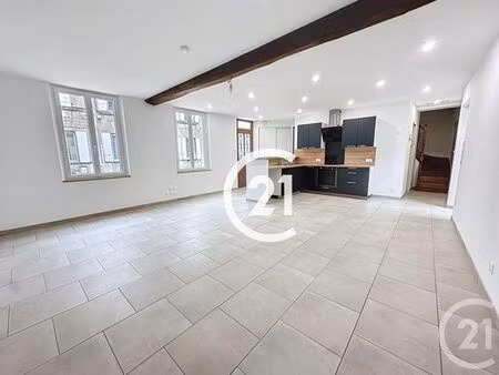 maison à louer - 4 pièces - 94 m2 - cognac - 16 - poitou-charentes