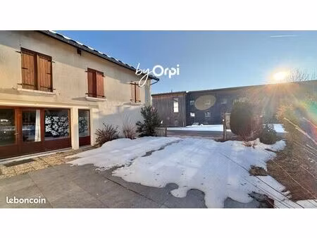 appartement 2 pièces 144 m²