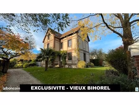 maison 6 pièces 195 m²