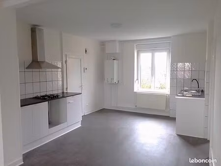 lunéville centre - charmant et lumineux grand f3 rénové