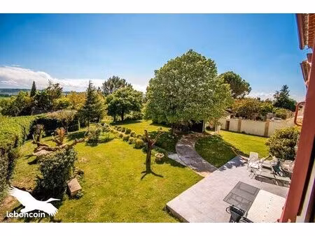 longère 12 pièces 537 m²